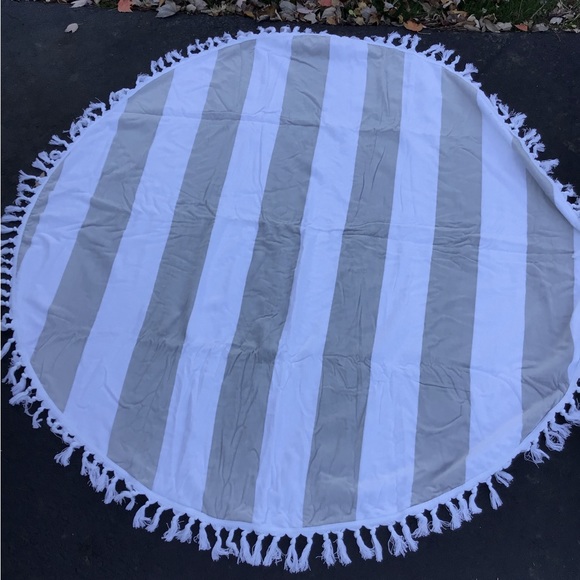 Bath Nwot Large Beautiful And Very Stylish Beach Blanket Towel Poshmark